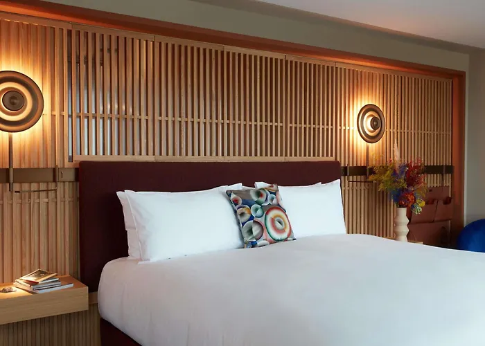 So/ Hotel 5*