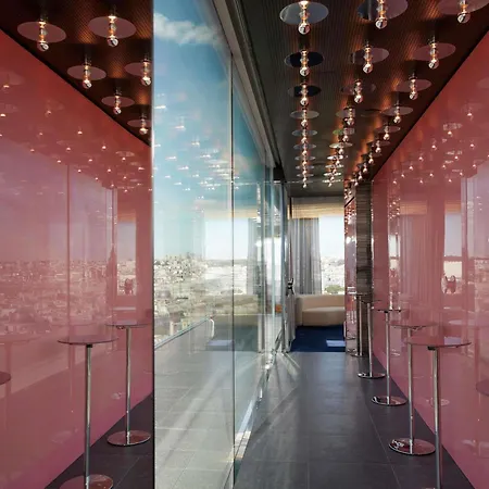 So/ Paris